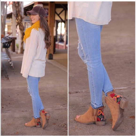 Camel Embroidered Open Toe Bootie - Picture 5 of 5